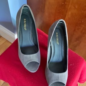 Bamboo peep toe shoes gray brand new